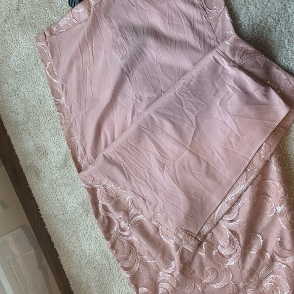 NWT Vera Wang Blush Pink Asymmetric Sequined Lace Cocktail Dress, 12 - Picture 8 of 8